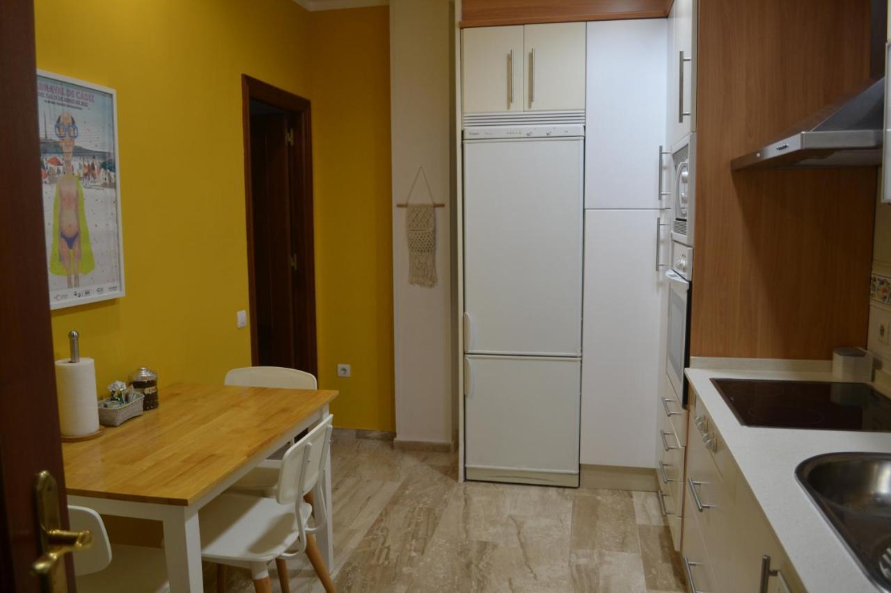 Apartamento Posidonia Free Parking Cadiz Exterior photo