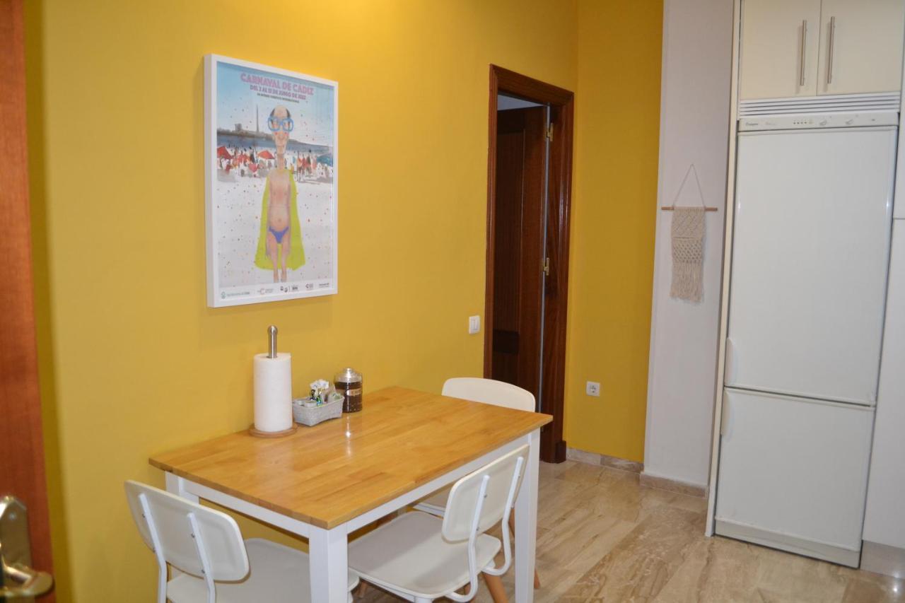 Apartamento Posidonia Free Parking Cadiz Exterior photo